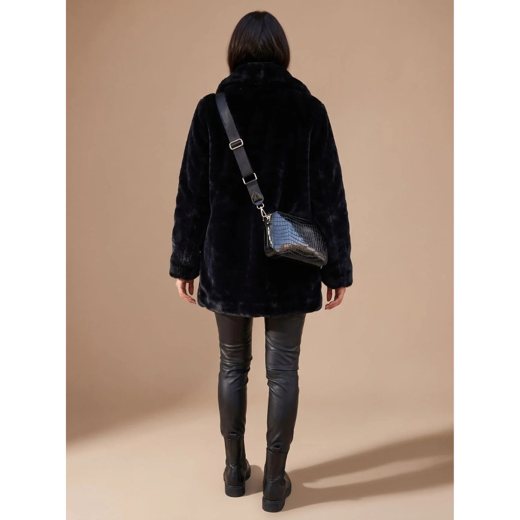 Dorothea | Damen Winterjacke mit Teddy Design und langem Stil