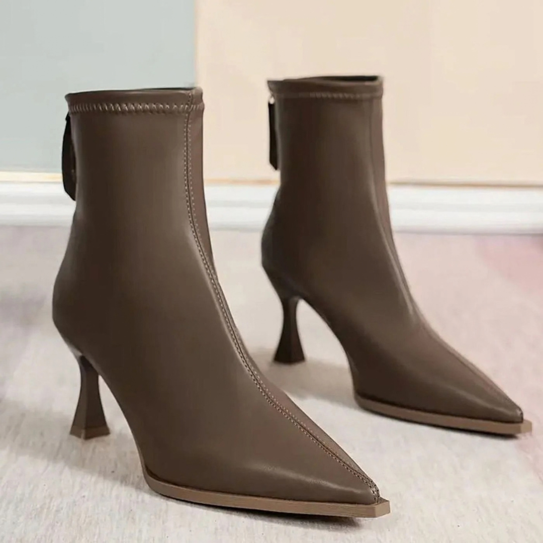 Johanna | Damen Stiefeletten mit Absatz und spitzer Form