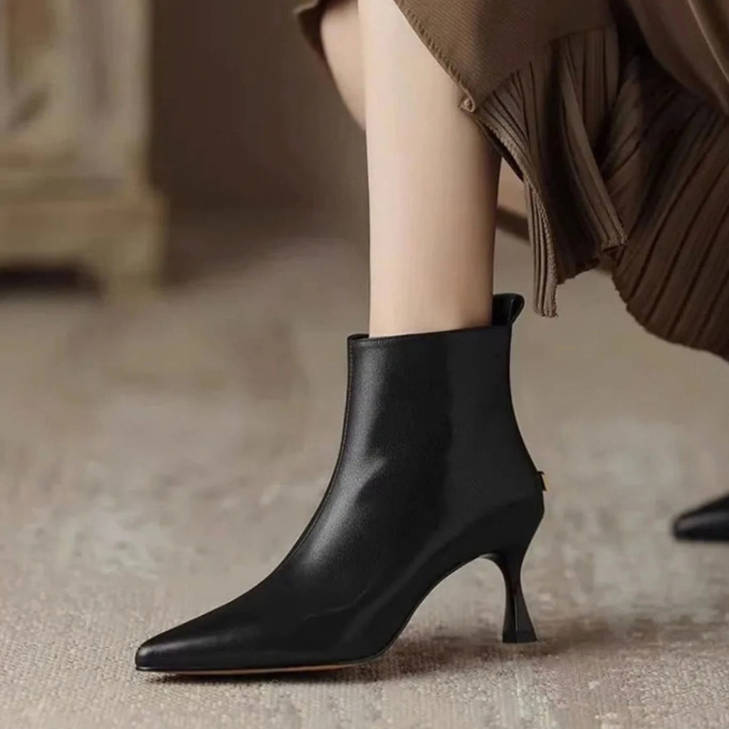 Johanna | Damen Stiefeletten mit Absatz und spitzer Form