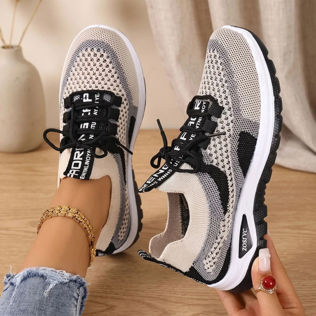 Karla | Damen Schuhe mit orthopädischem Design und Schnürschuh Stil