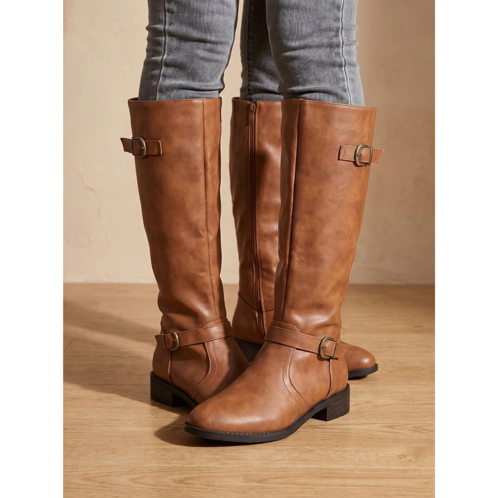 Karolina | Damen Stiefel mit Absatz und Schnalle