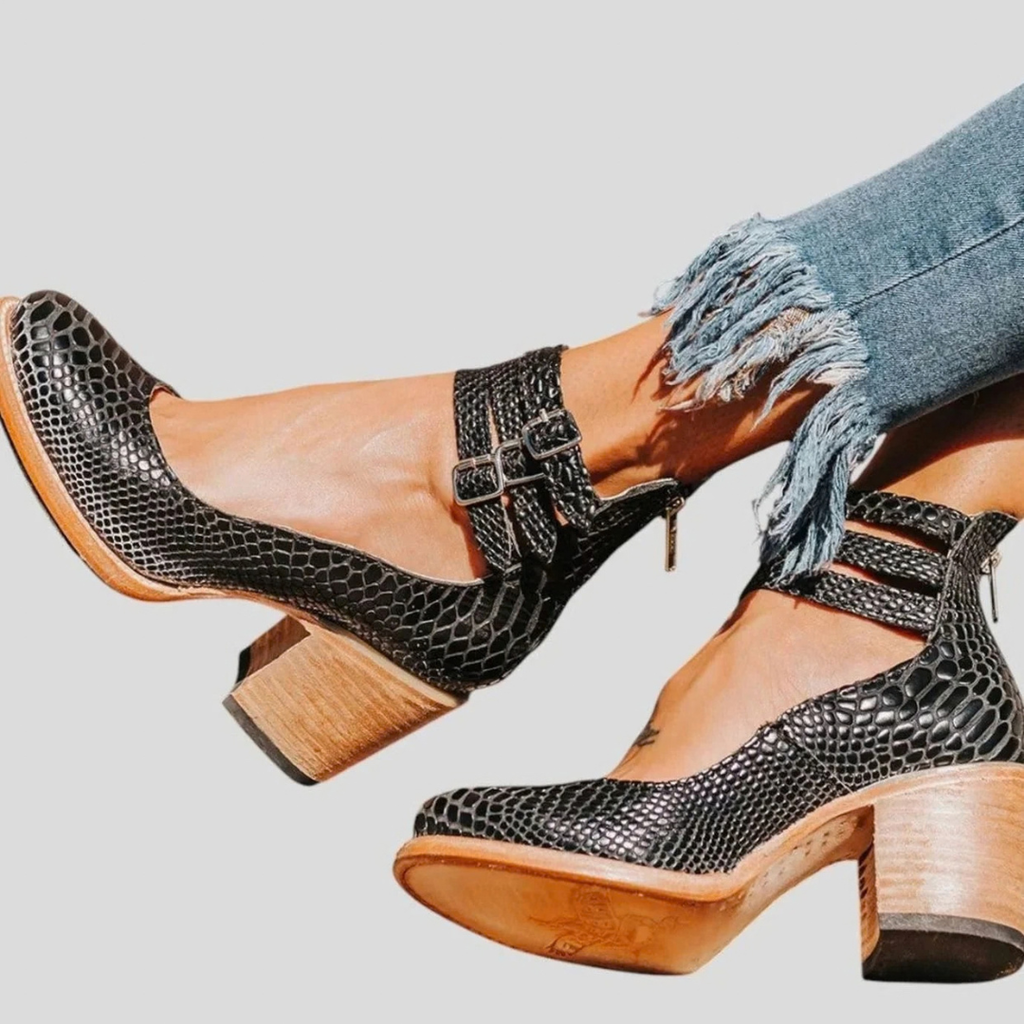 Susanne | Damen pumps mit Absatz und Riemchen