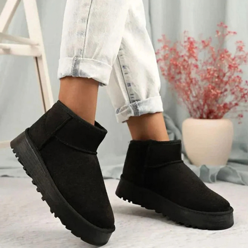 Theresa | Damen Stiefel mit Plateau und Slip On Design