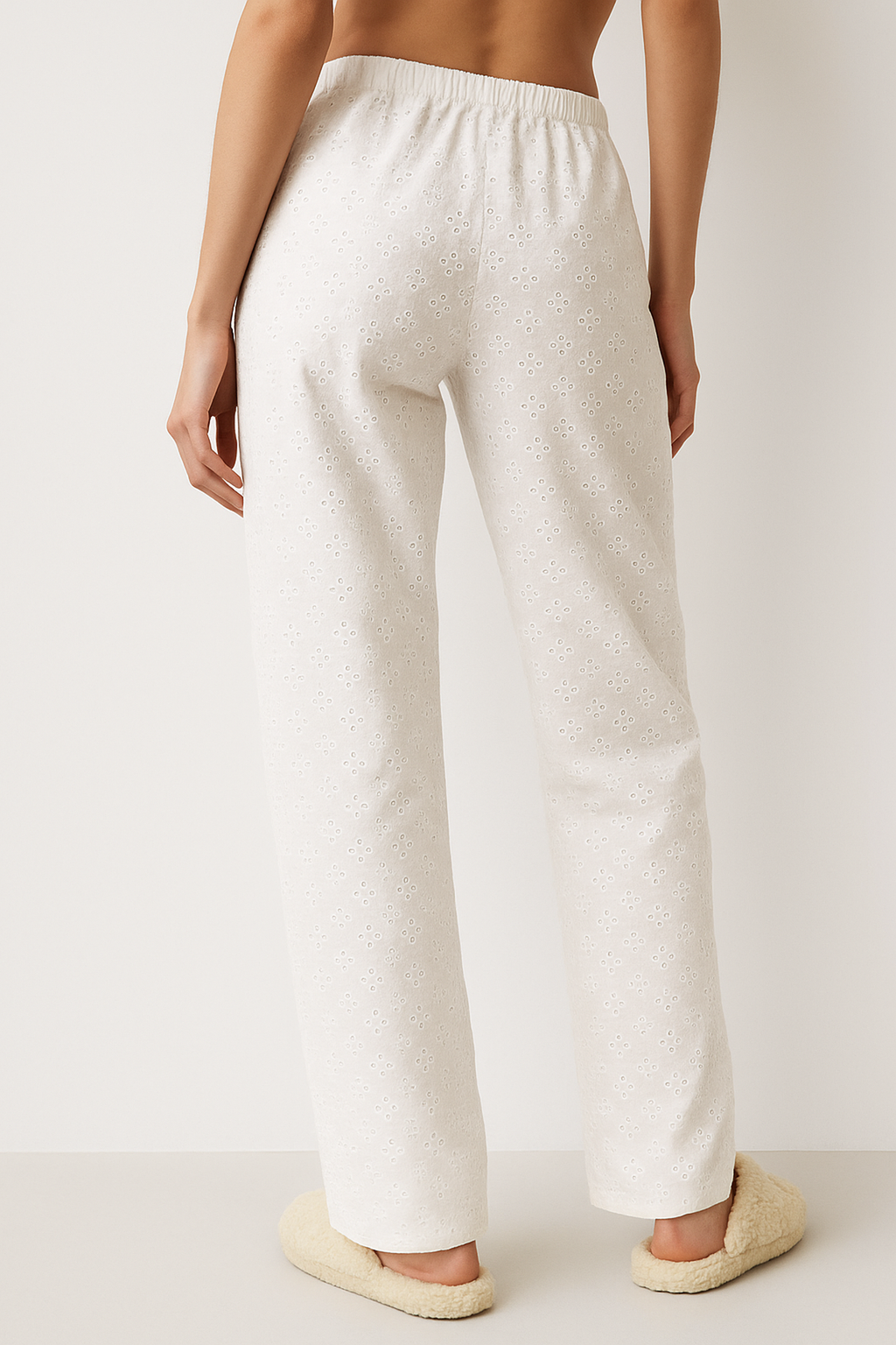 Weite Damenhose – Stilvolle Stickdetails & Bequeme Passform