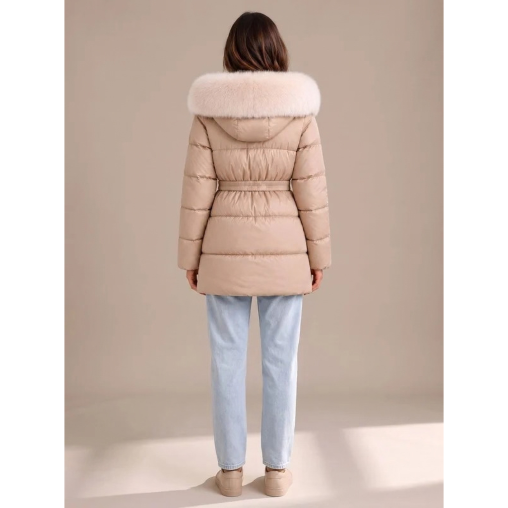 Adele | Damen Winterjacke mit Kapuze, Gürtel und Reißverschluss