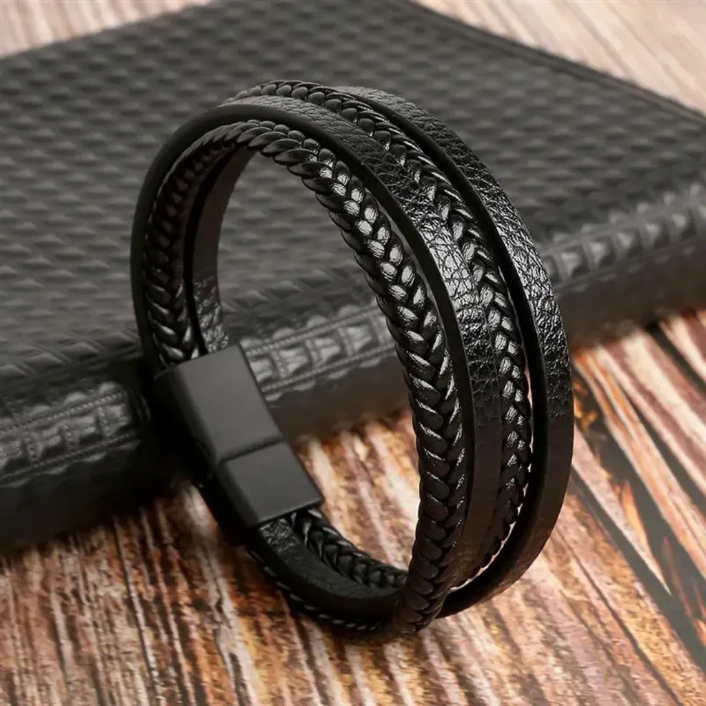 Alois | Stilvolles Herren Armband mit Gravur