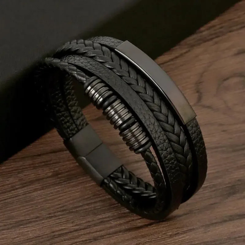 Alois | Stilvolles Herren Armband mit Gravur