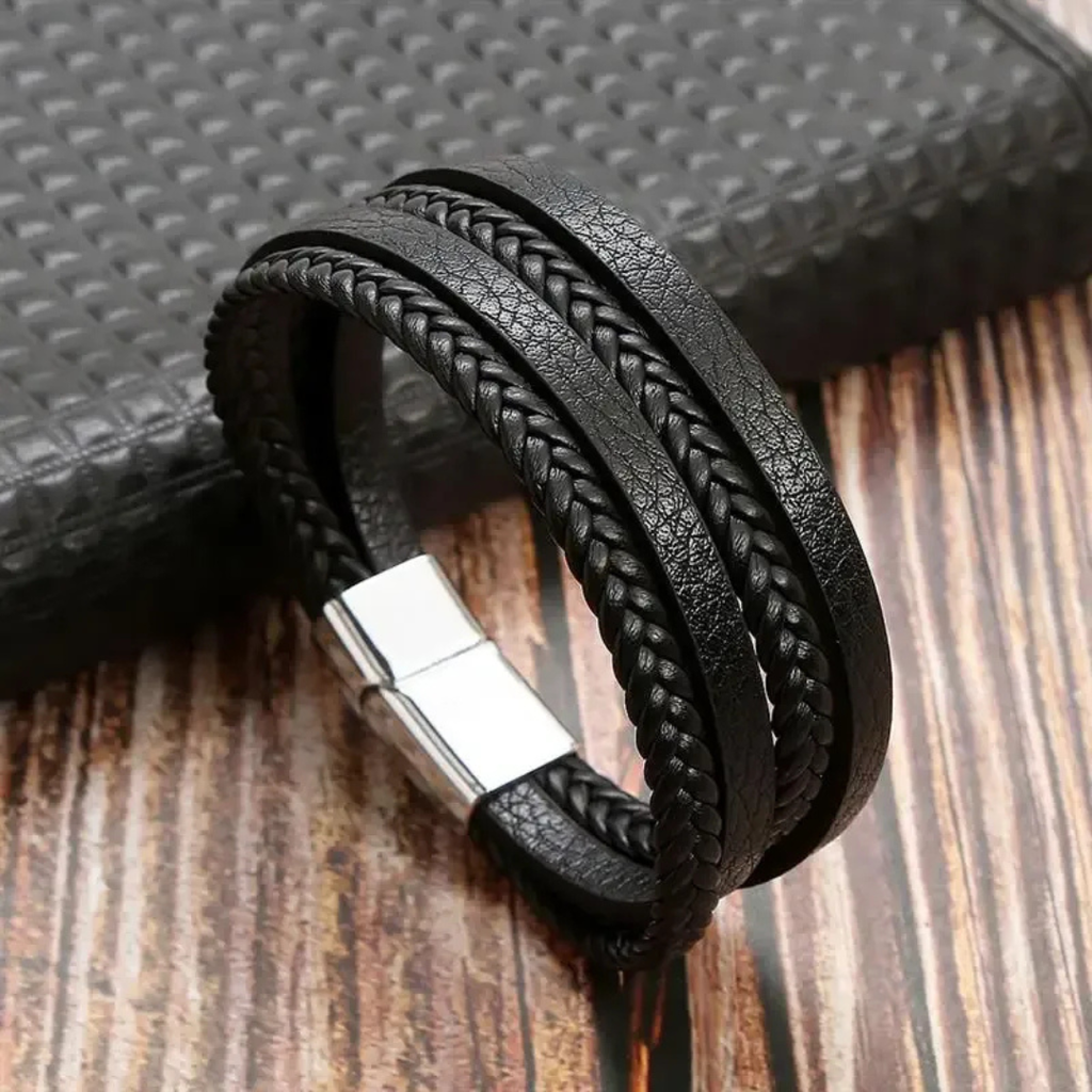 Alois | Stilvolles Herren Armband mit Gravur