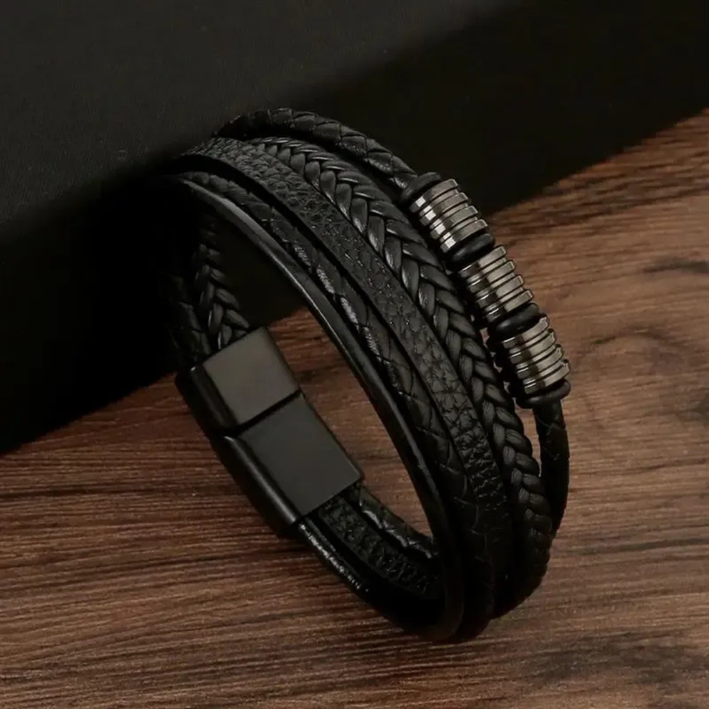 Alois | Stilvolles Herren Armband mit Gravur