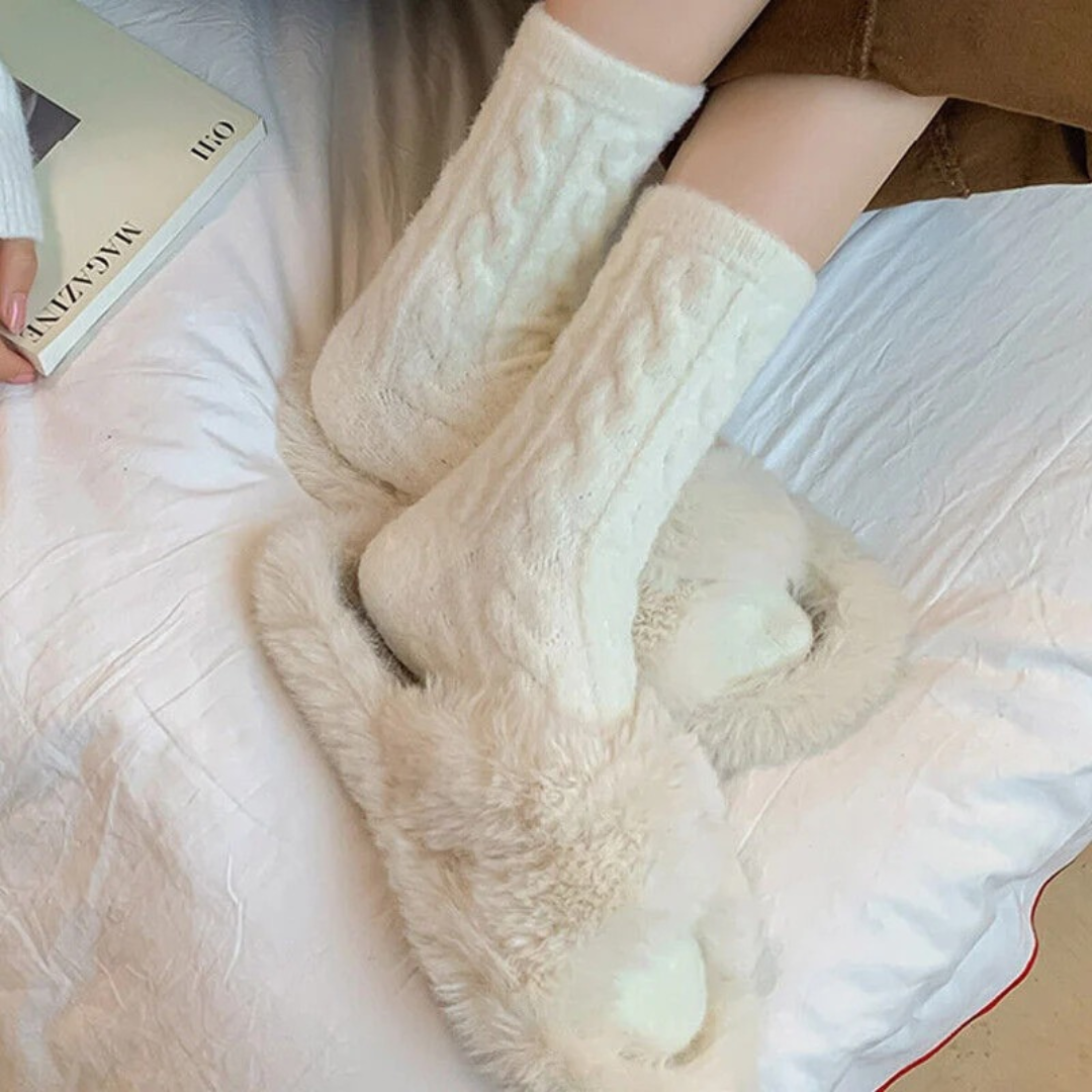 Amalia | Damen Trachtensocken mit Zopf design