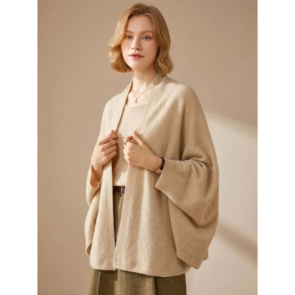 Amara | Damen Strickjacke mit Oversize Schnitt und Poncho Stil