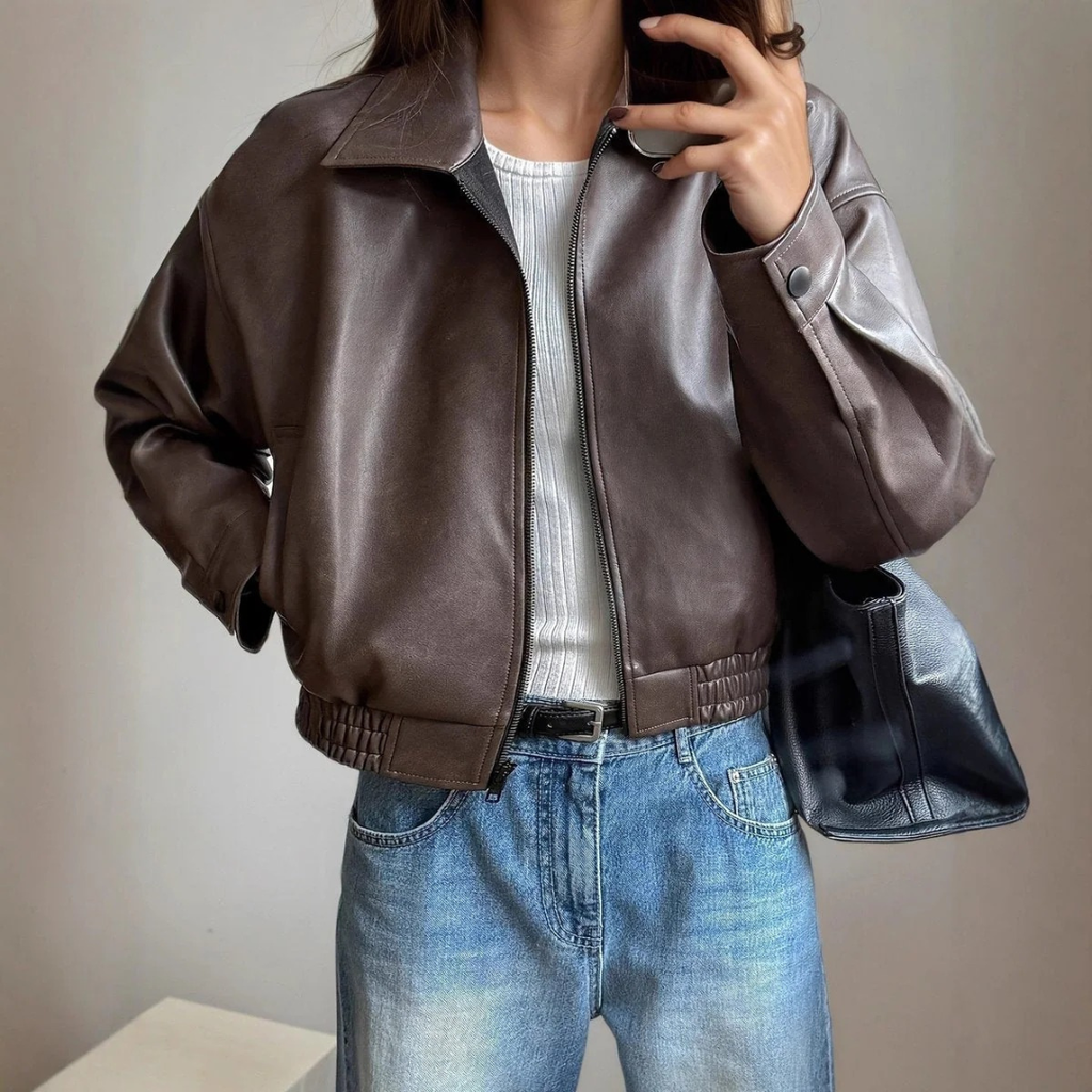 Amelie | Damen Braun Kunstleder Bomberjacke mit Elastischem Bund