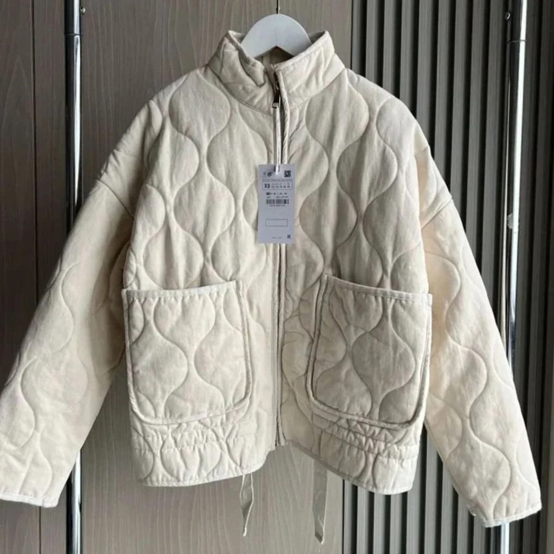 Annabel | Damen Steppjacke mit Stehkragen, Reißverschluss und Taschen