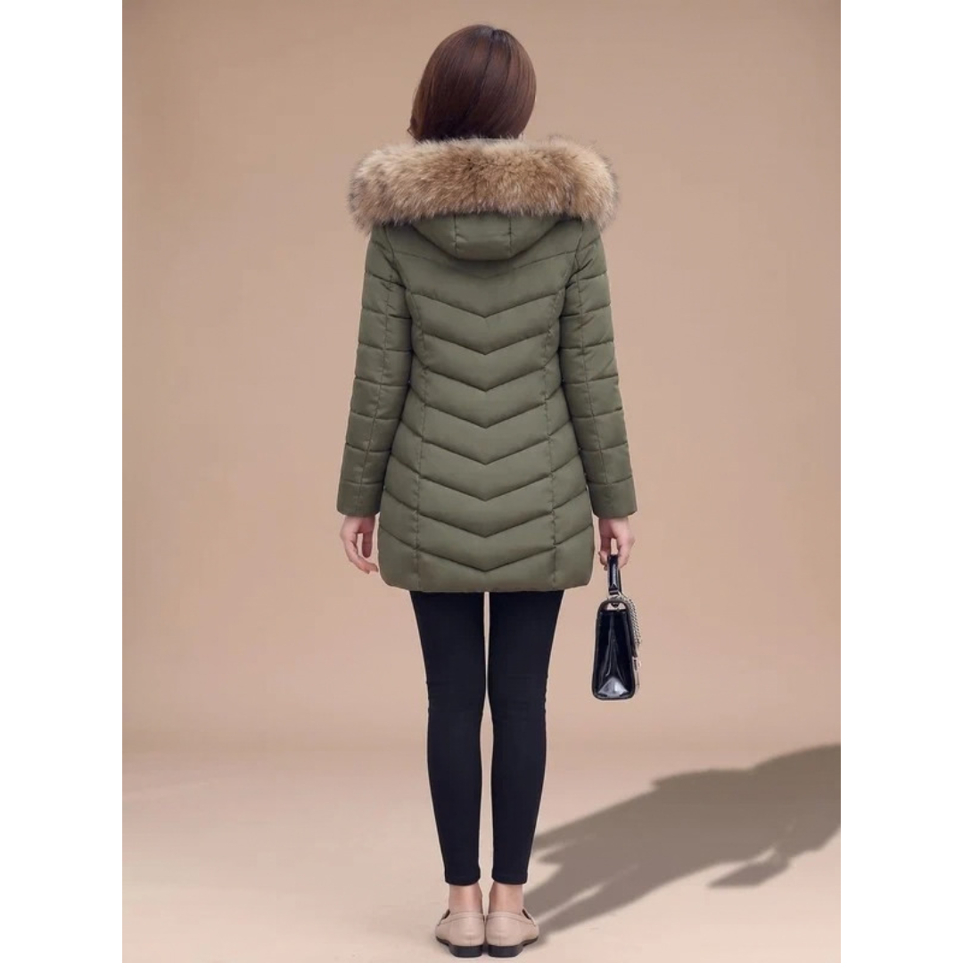 Antje | Damen Winterjacke mit Kapuze und Reißverschluss