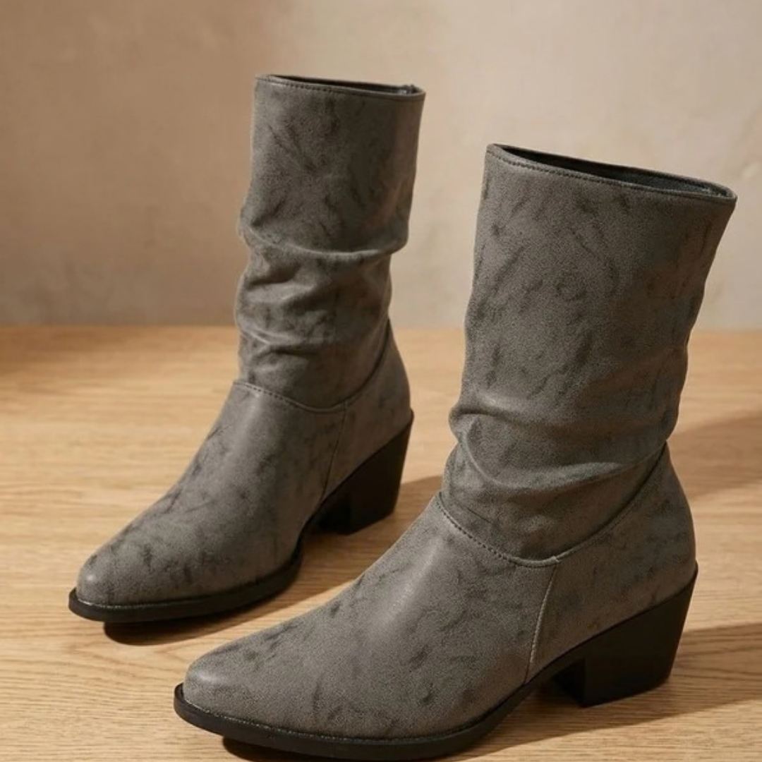 Bernadette | Damen Orthopädische Stiefeletten mit Slouch Design und spitzer Form
