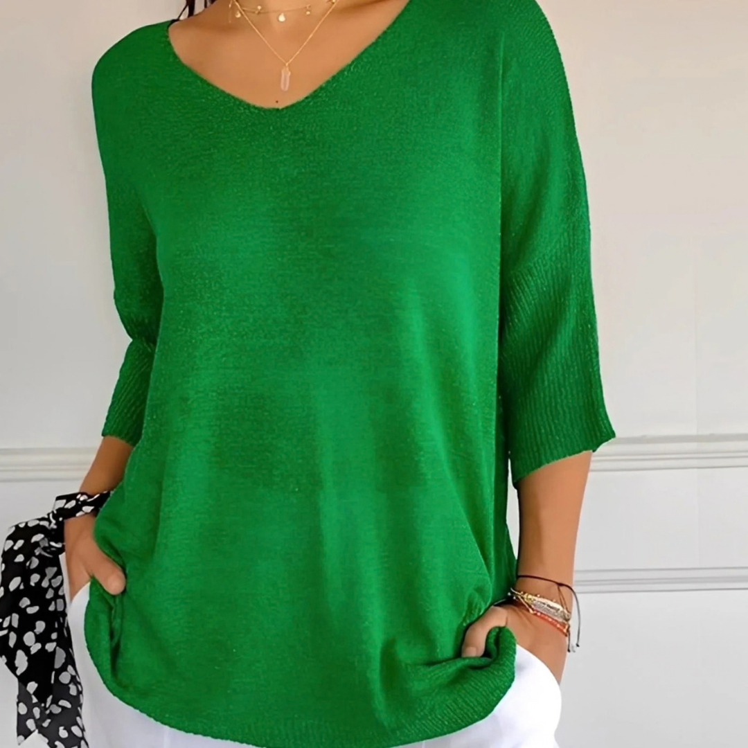 Bernadette | Damen Pullover mit V Ausschnitt und schlichtem Design