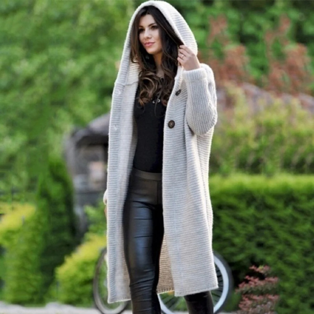 Brunhilde | Damen Strickjacke mit Kapuze, Langer Strickmantel für Herbst und Winter