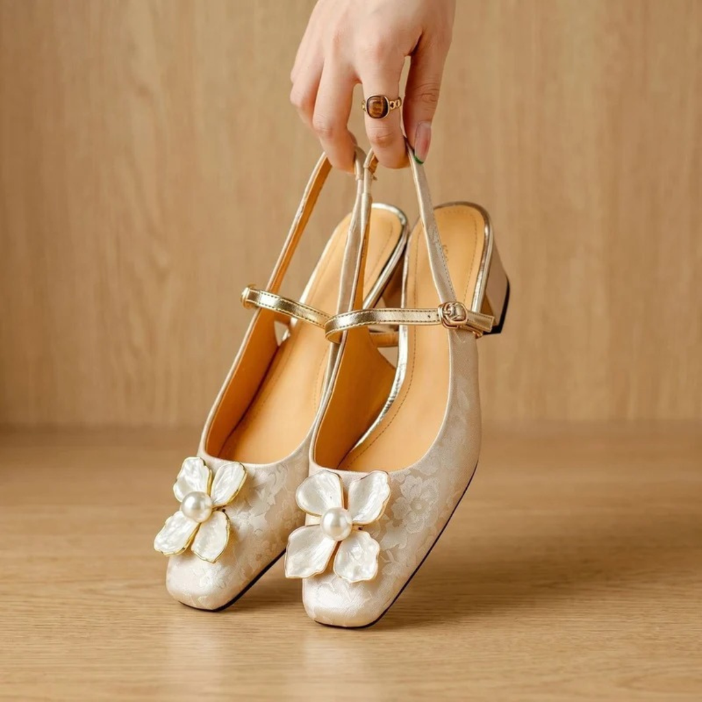 Cecilia | Damen Orthopädische Pumps mit Absatz und Blüten