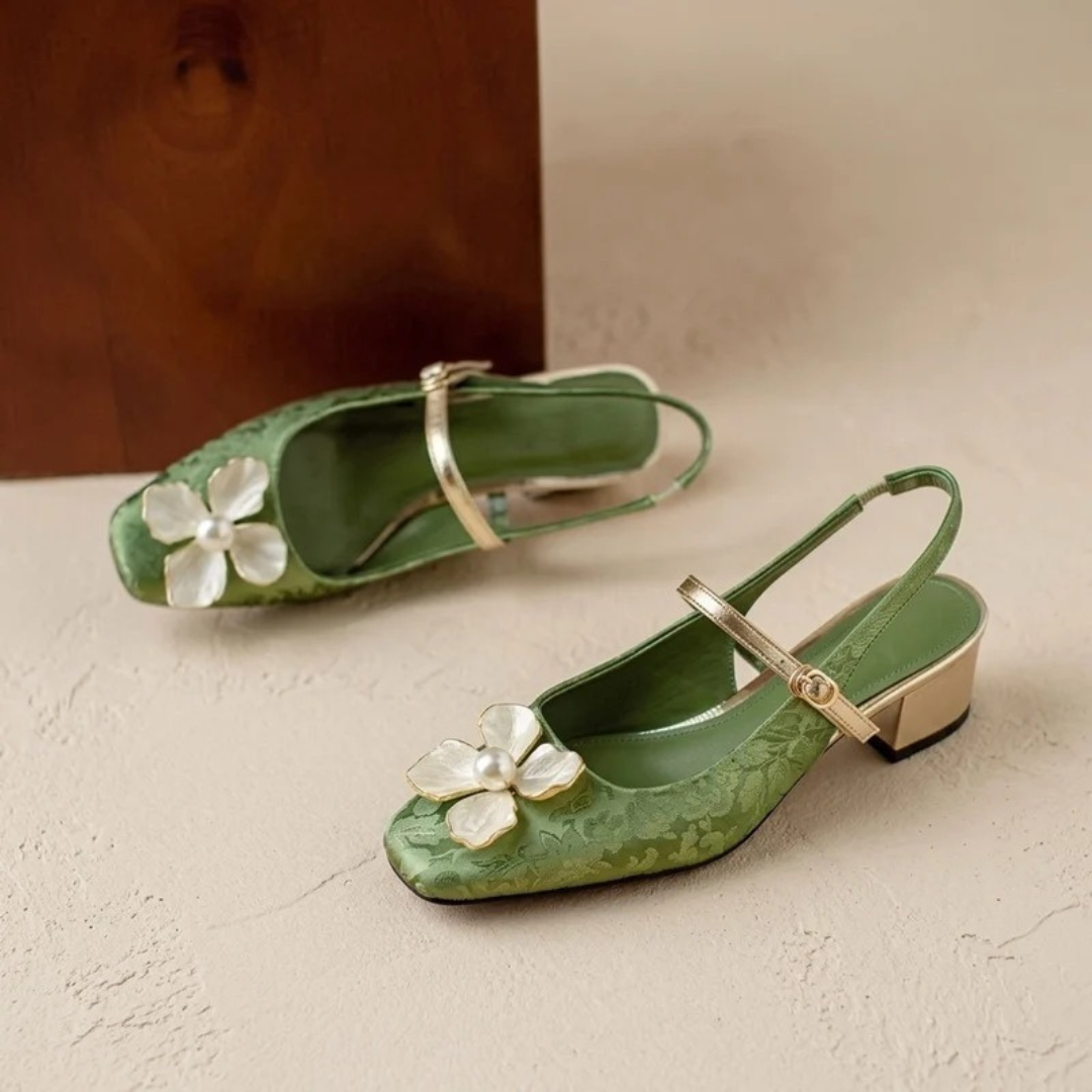 Cecilia | Damen Orthopädische Pumps mit Absatz und Blüten