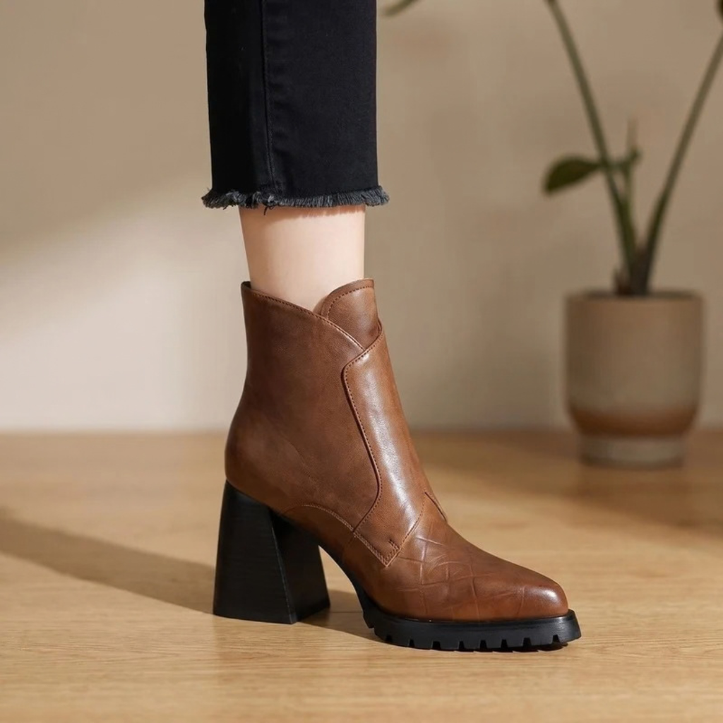 Doris | Damen Orthopädische Stiefeletten mit Schnalle und Absatz