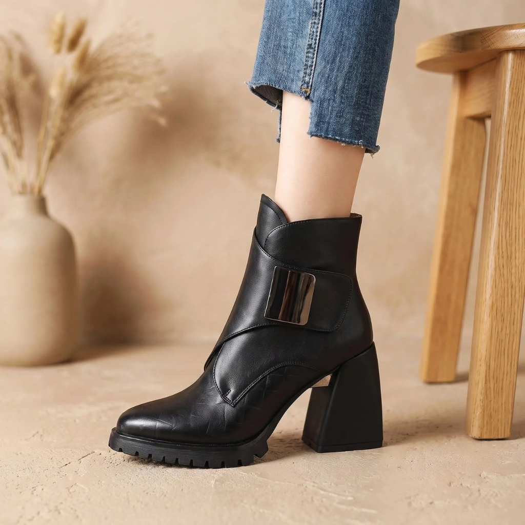Doris | Damen Orthopädische Stiefeletten mit Schnalle und Absatz