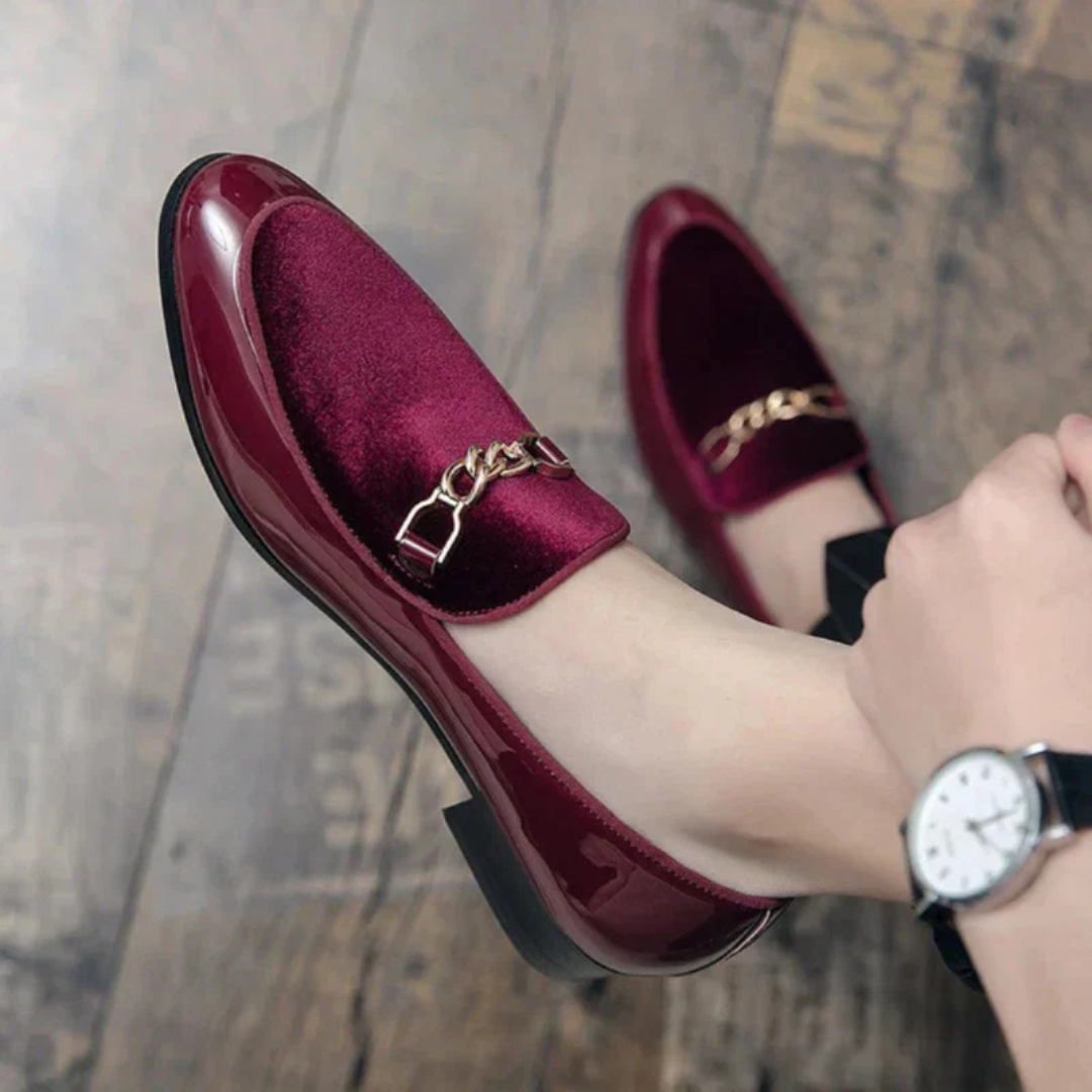 Elsa | Damen Klassische Slip-On Schuhe Loafer mit Kette