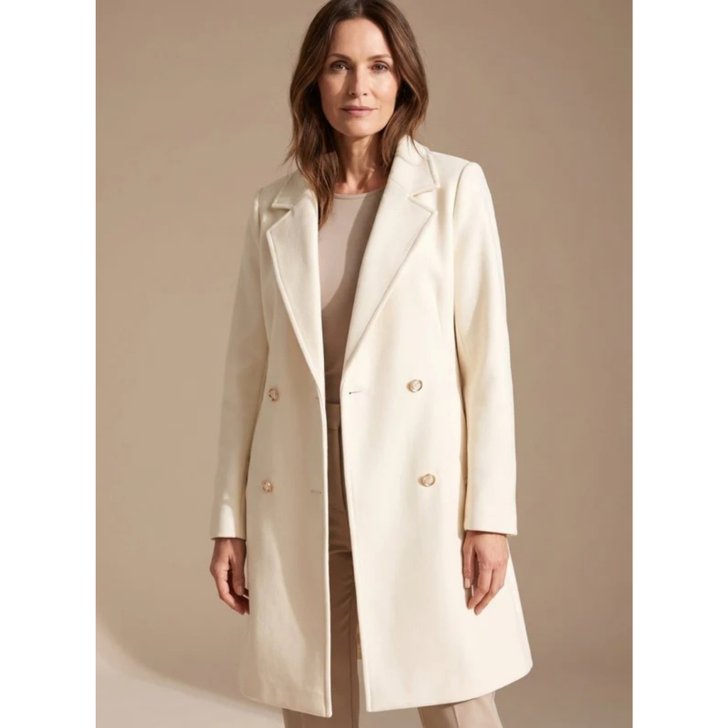 Evelina | Damen Weiße Winterjacke mit A Linien Schnitt und Langarm