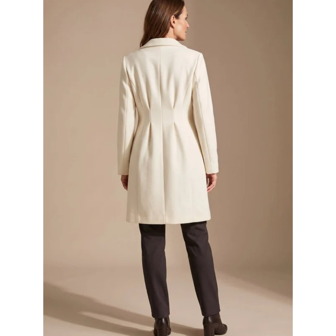 Evelina | Damen Weiße Winterjacke mit A Linien Schnitt und Langarm