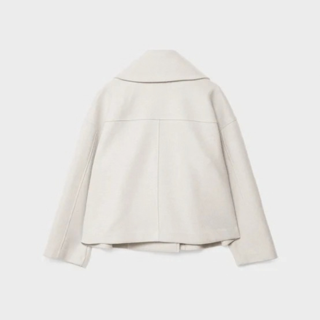 Fabia | Damen Kurze Winterjacke für Große Größen mit Kragen und Knöpfen