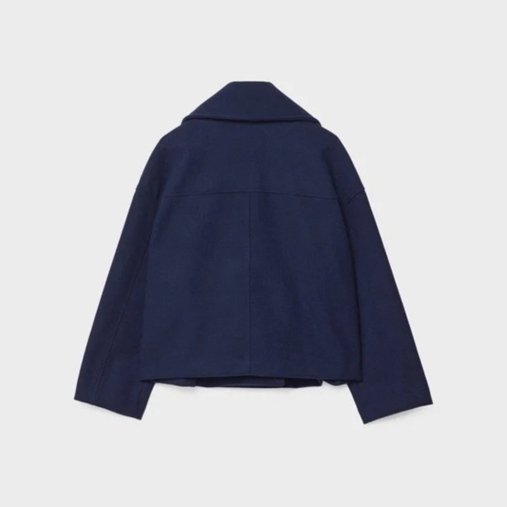 Fabia | Damen Kurze Winterjacke für Große Größen mit Kragen und Knöpfen