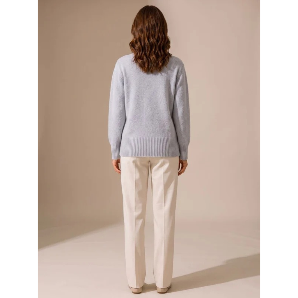 Faye | Damen Strickjacke mit V Ausschnitt und Herz Knöpfen