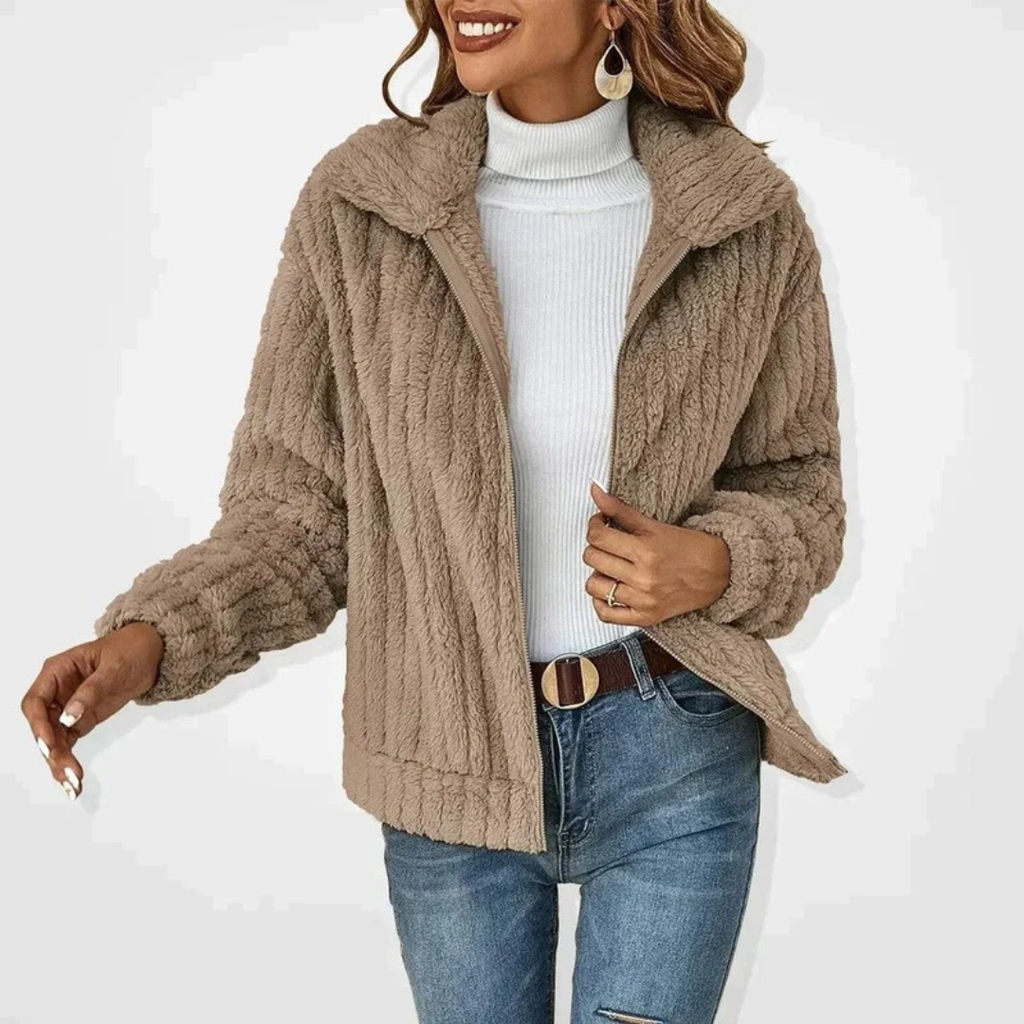Frieda | Damen Flauschige Oversize Strickjacke mit Reißverschluss