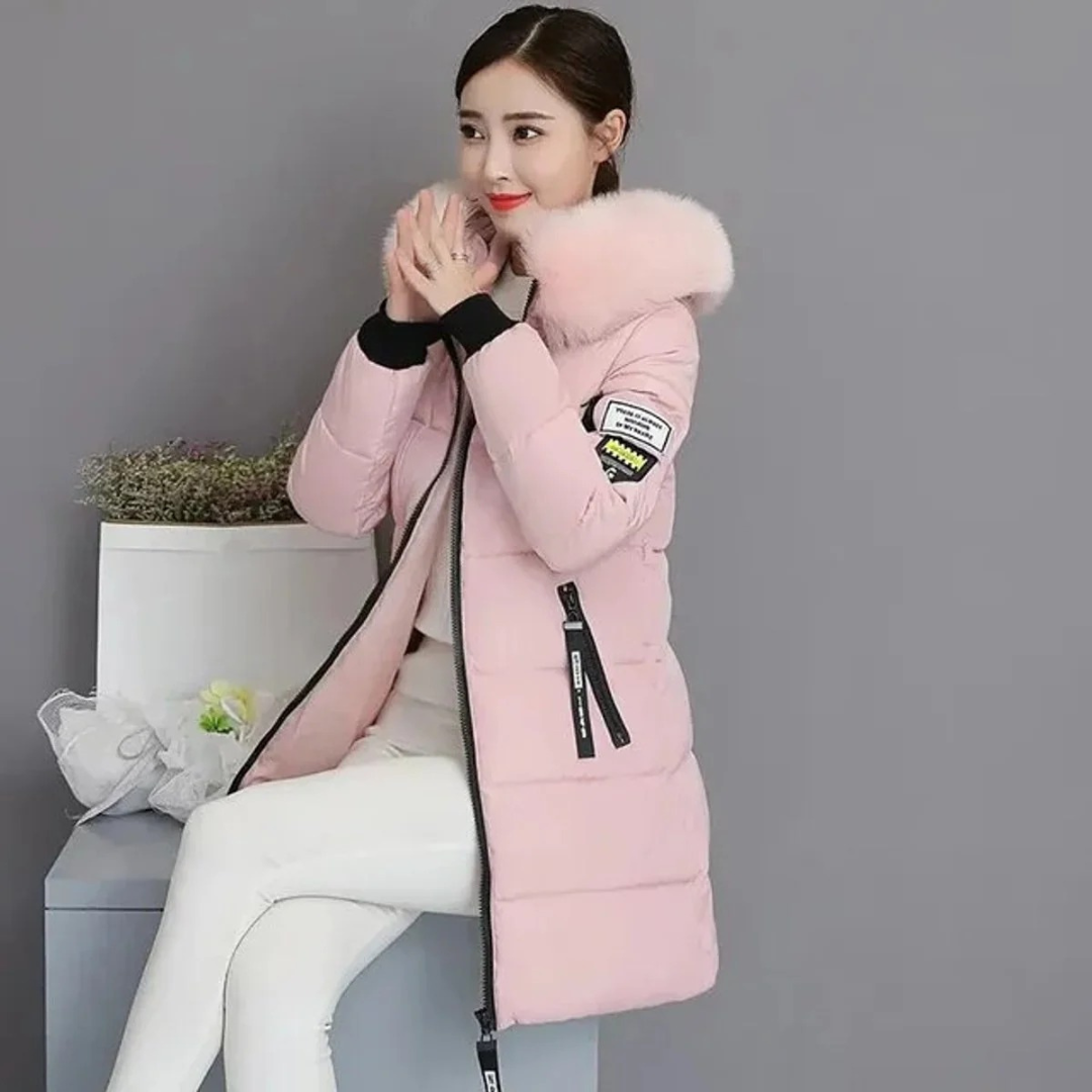 Gertrud | Damen Winterjacke Lang mit Kapuze und Reißverschluss, Komfort Parka mit Taschen