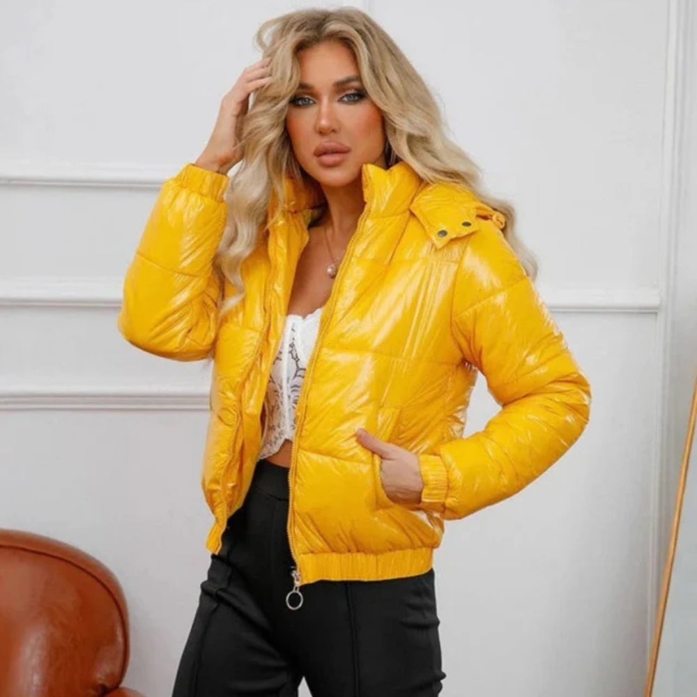 Glänzende Puffer Damenoberbekleidung – Winterjacke für Kalte Tage