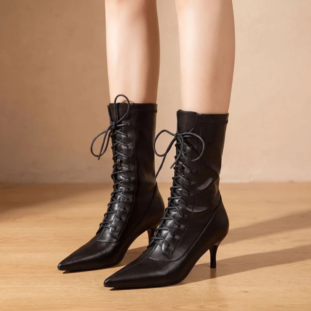Gudrun | Damen Schwarze Orthopädische Stiefel mit Ferse und Spitze