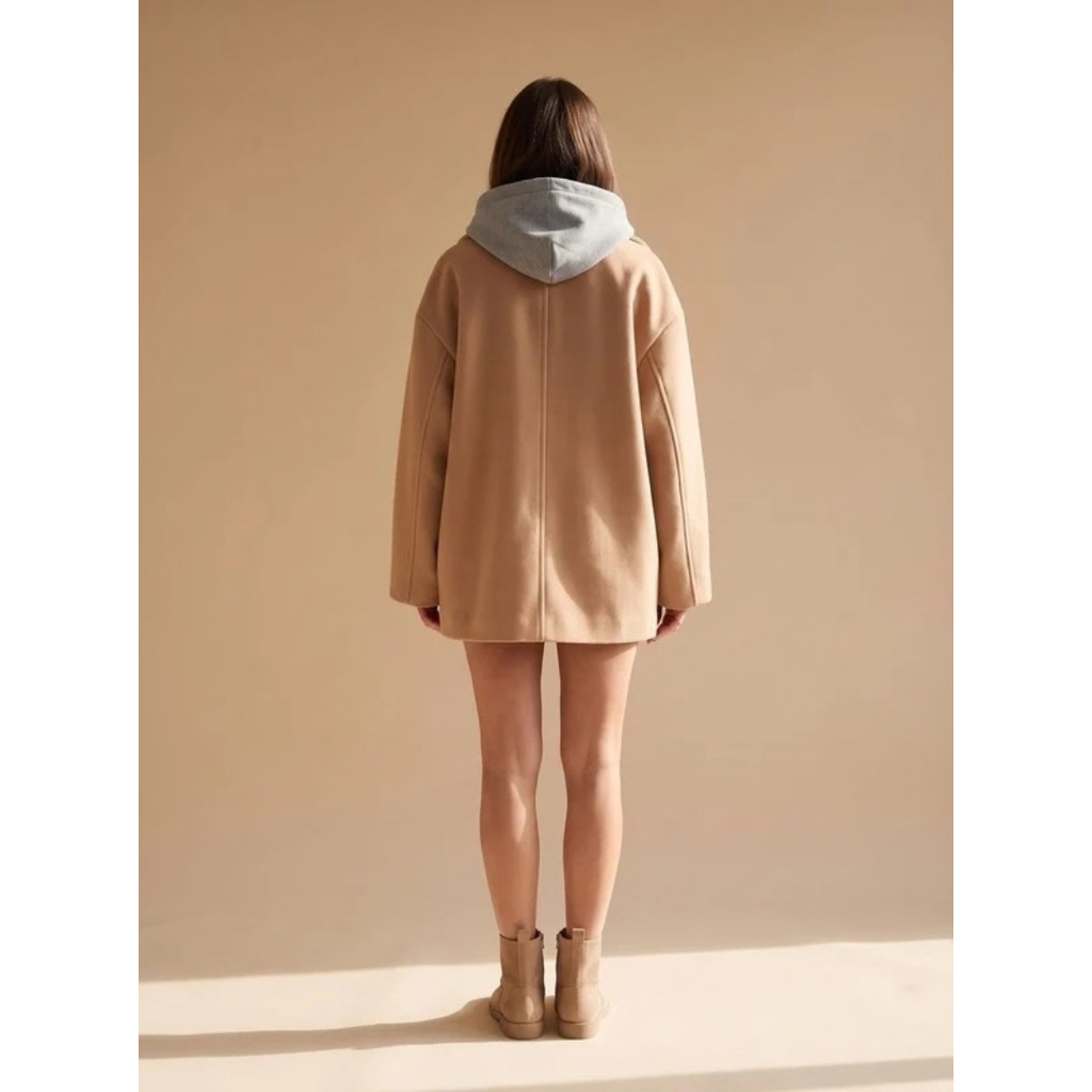 Helga | Damen Wollmantel mit Oversize Design und Knöpfen