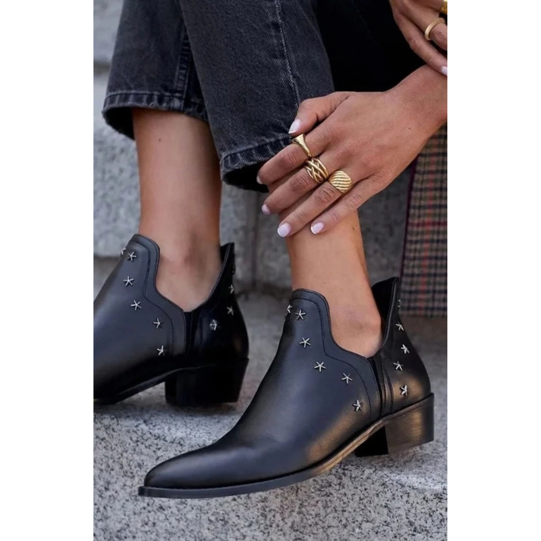 Inara | Damen Schwarze Orthopädische Stiefeletten mit Stern Nieten