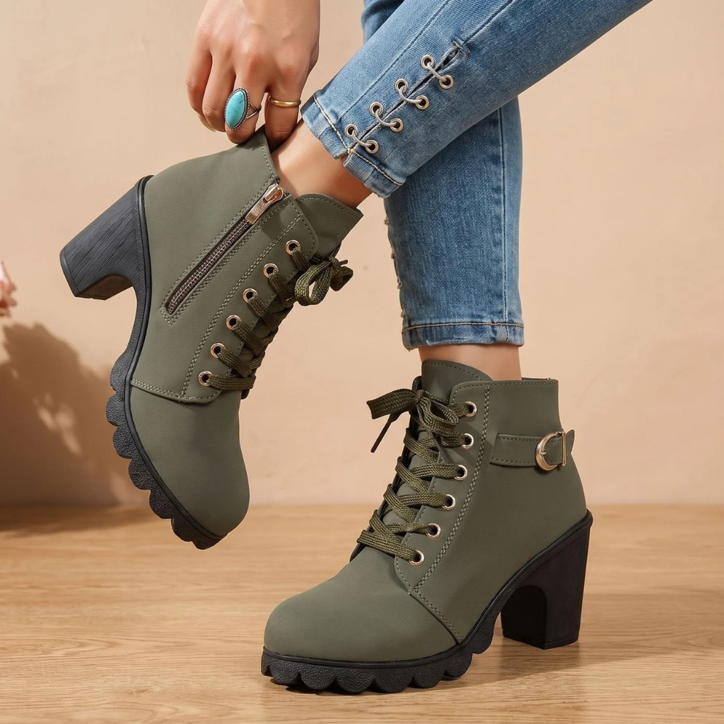 Irina | Damen Orthopädische Stiefeletten mit Schnallen und Absatz
