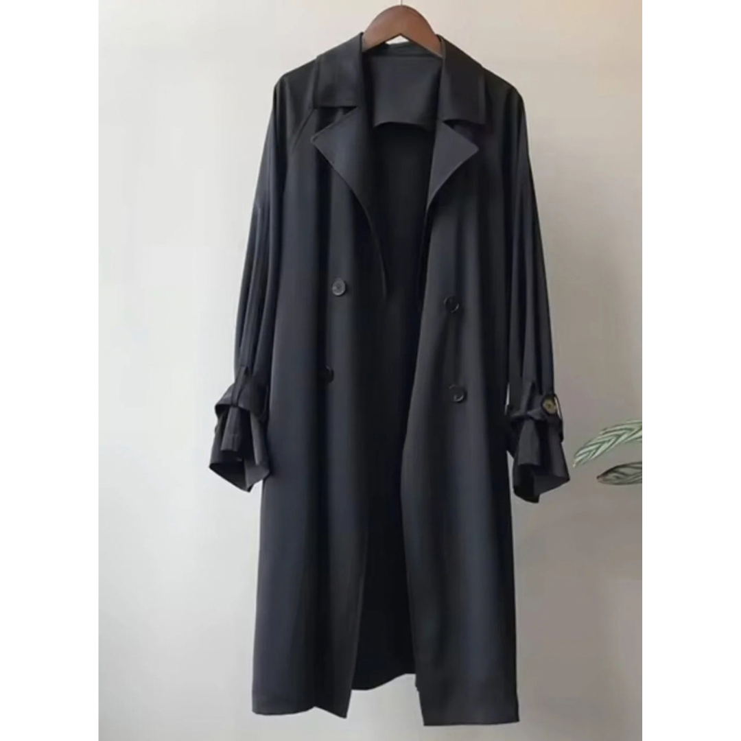 Isolde | Damen Trenchcoat mit langem Design und Knöpfen