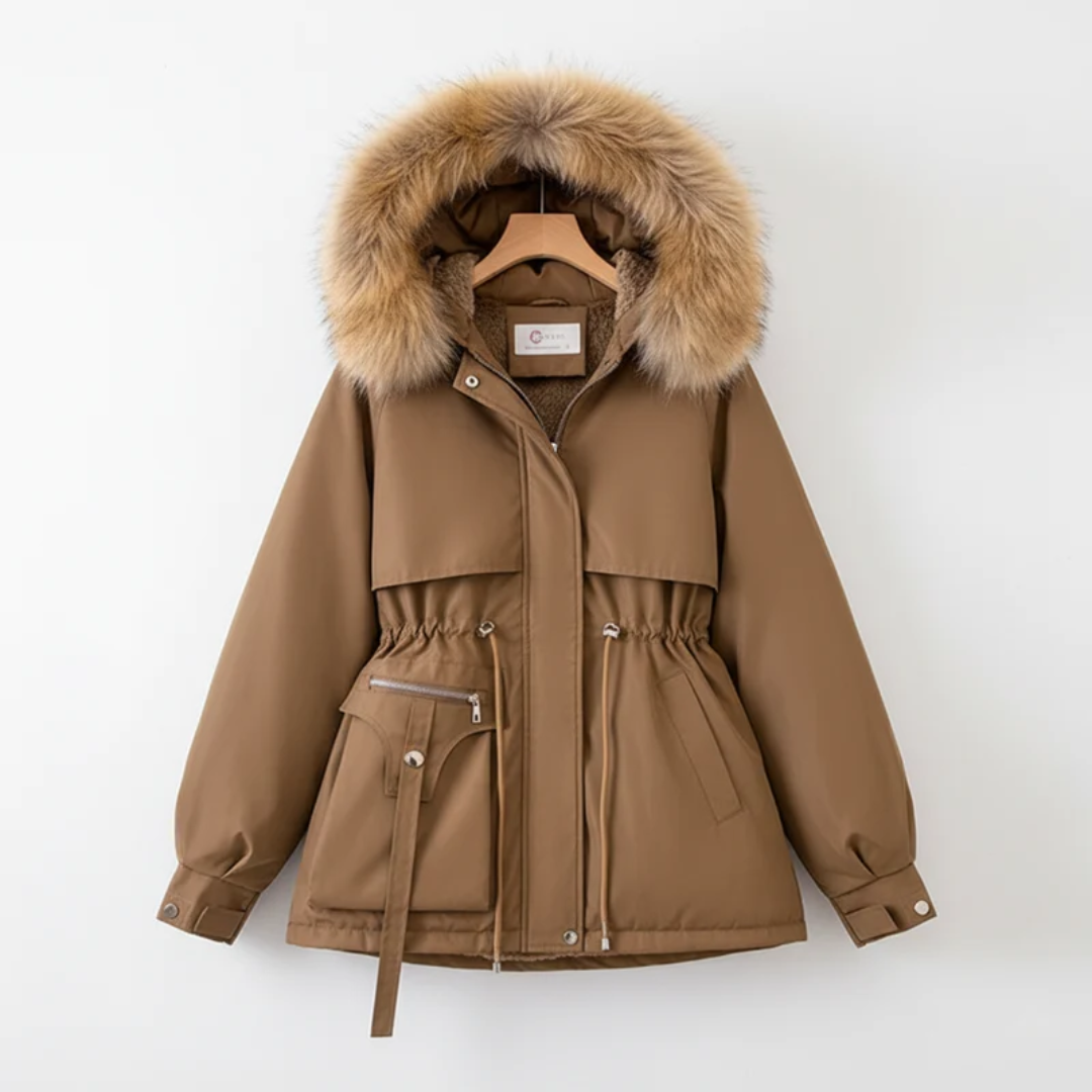 Isolde | Damen Winterjacke für Große Größen mit Fell, Kapuze, Taschen und Kordelzug