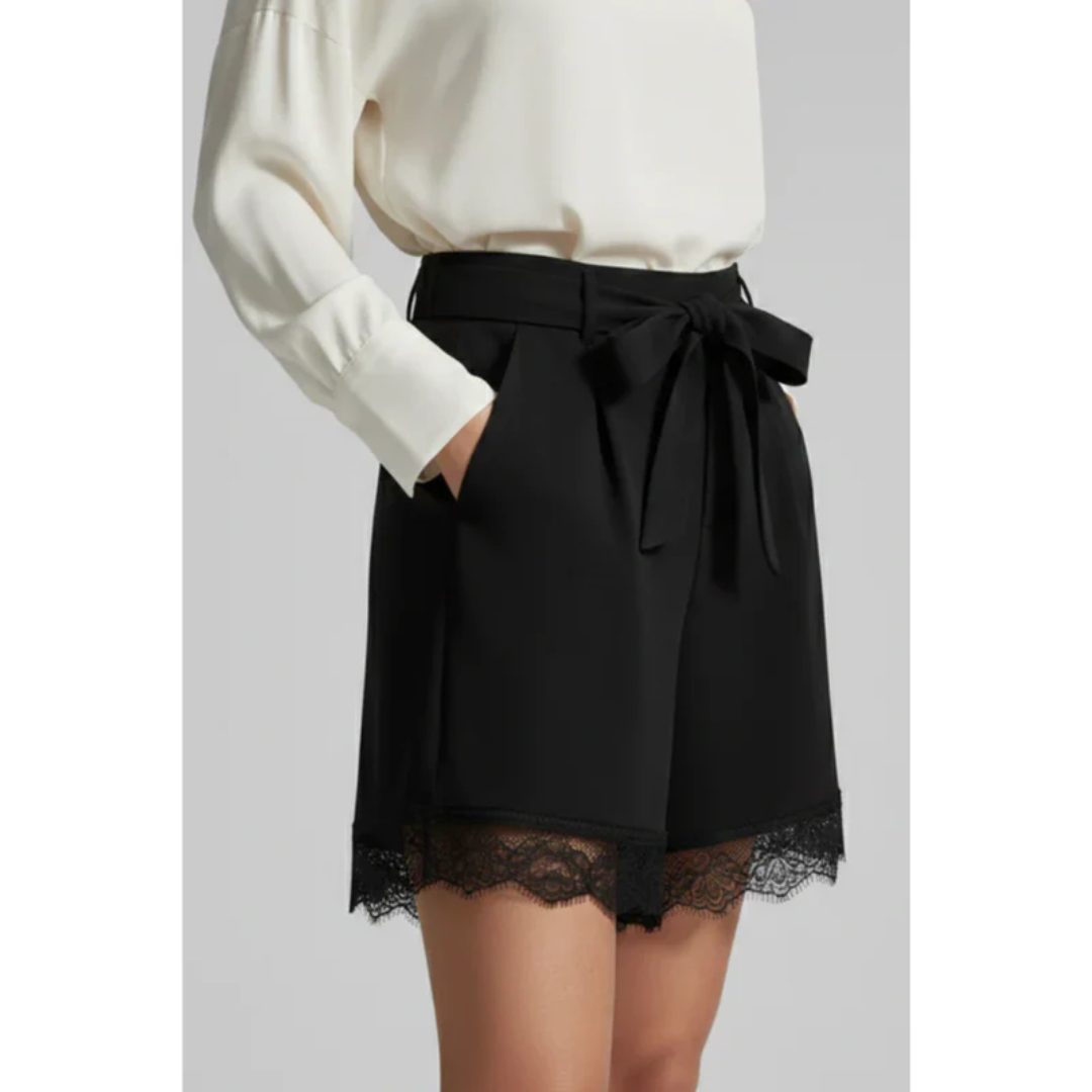 Anja | Damen Shorts Mit Bindebund Für Strand