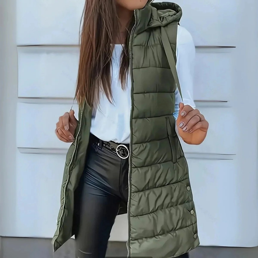 Karina | Elegante Damen Steppweste mit Kapuze als Alternative zur Jacke