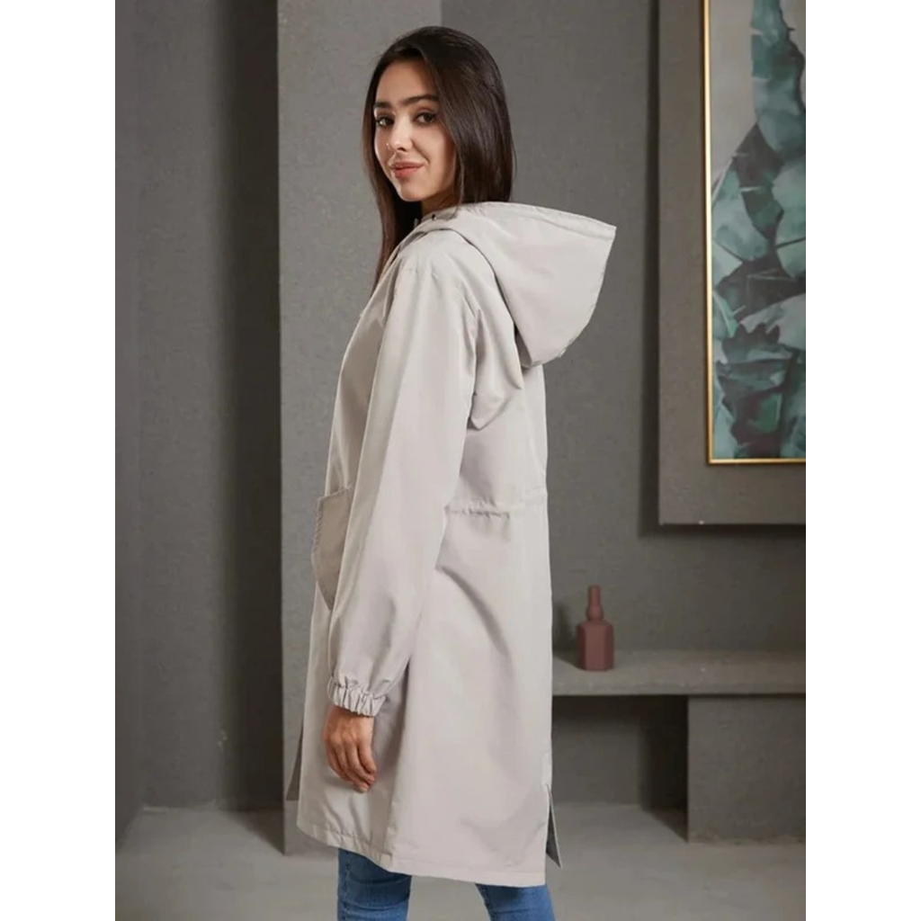 Karoline | Damen Regenjacke Wasserdicht mit Kapuze, Langer Mantel mit Taschen und Knöpfen