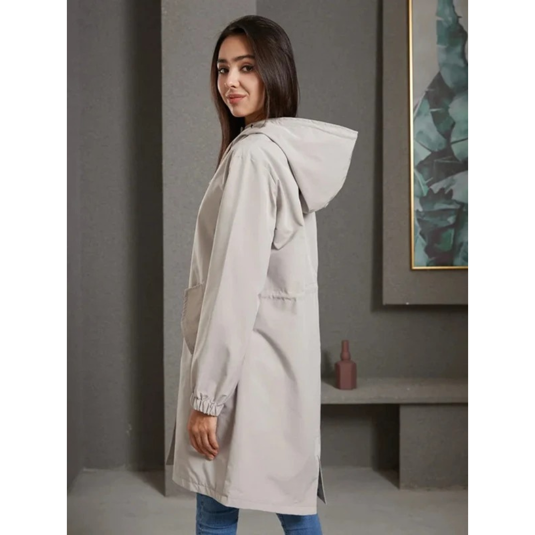 Karoline | Damen Regenjacke Wasserdicht mit Kapuze, Langer Mantel mit Taschen und Knöpfen