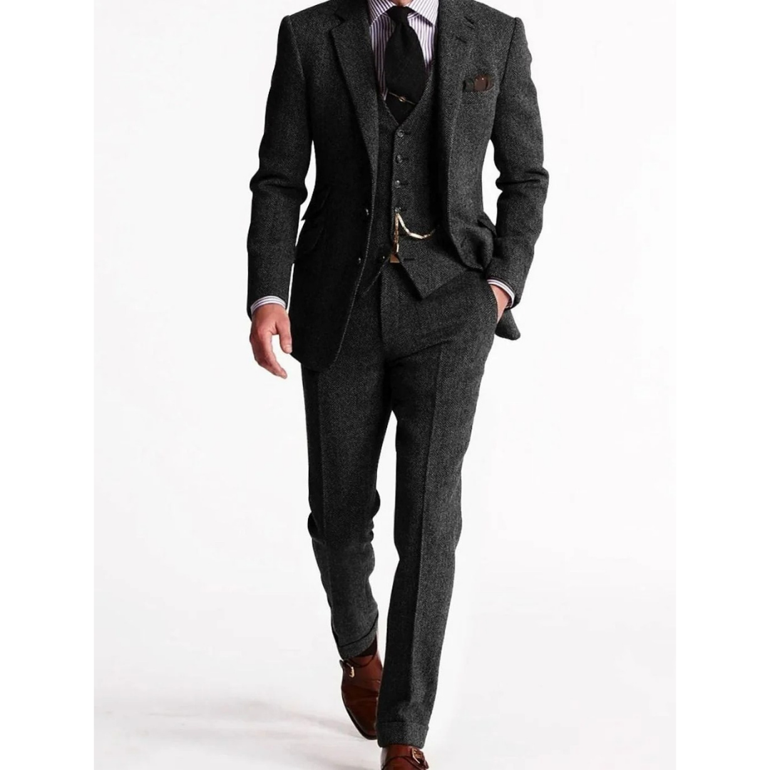 Konstantin | Herren Anzug mit Weste, Sakko und Hose im Tweed Stil