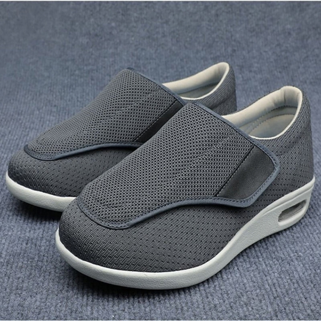 Konstantin | Herren Hausschuhe mit orthopädischem Design und breiter Form