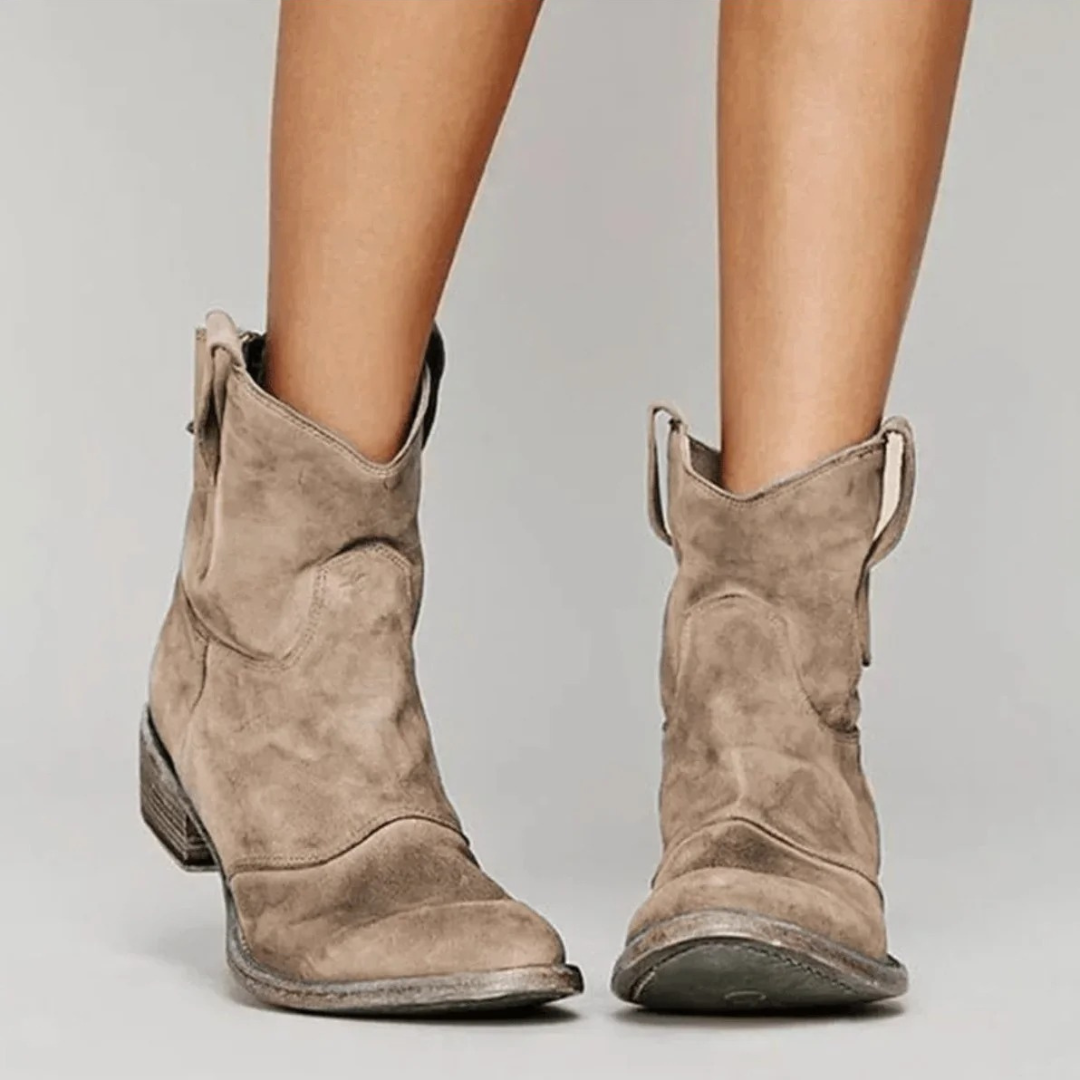 Laura | Damen Orthopädische Wildleder Stiefeletten im Western Stil mit Absatz