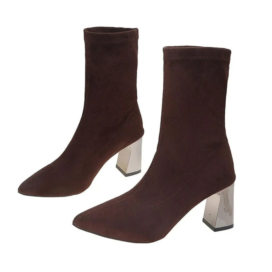 Leia | Damen Orthopädische Stiefeletten mit Absatz und spitzer Vorderseite