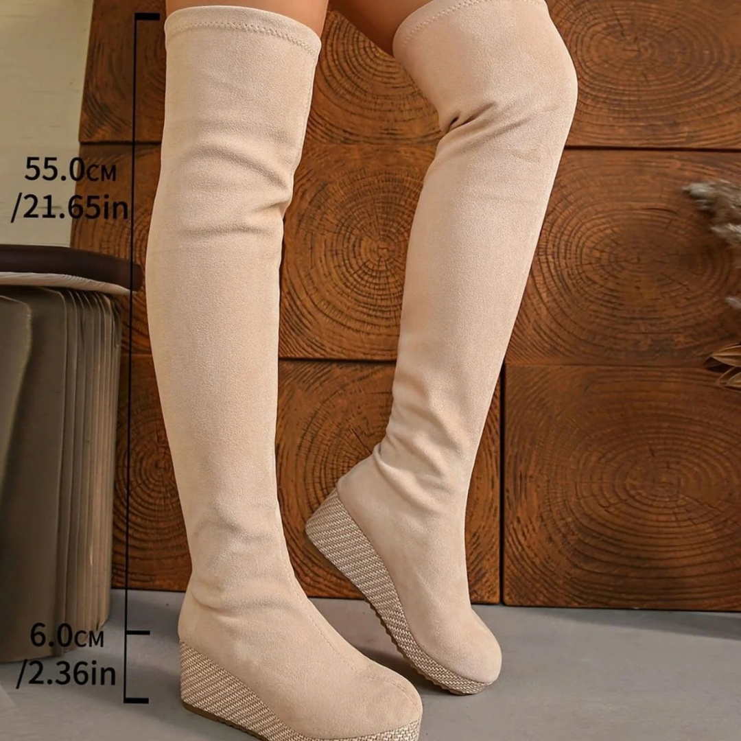 Levia | Damen Overknee Stiefel mit Keilabsatz und elastischem Stretch Schaft