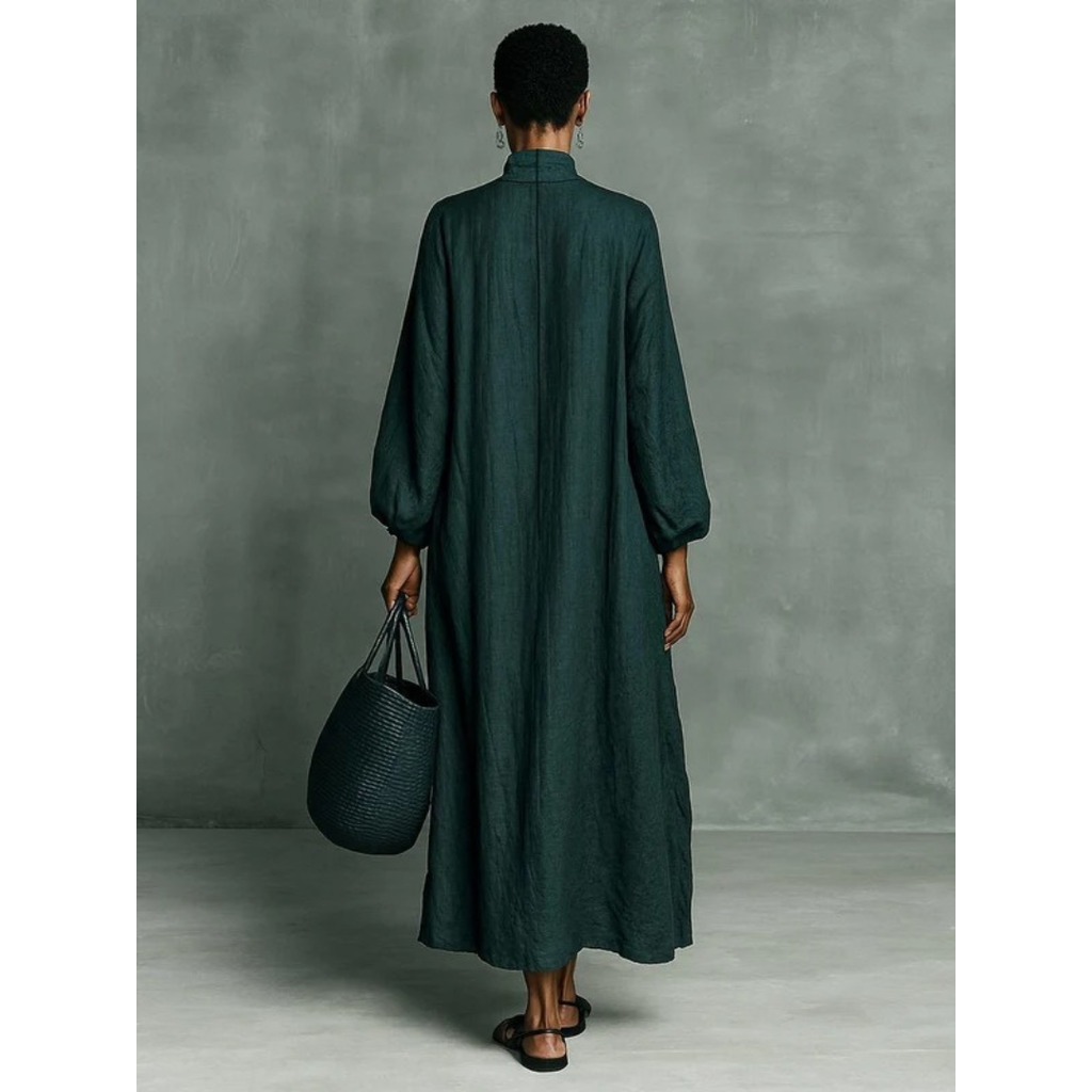 Livia | Damen Grünes Langarm Maxikleid mit Stickerei und Stehkragen